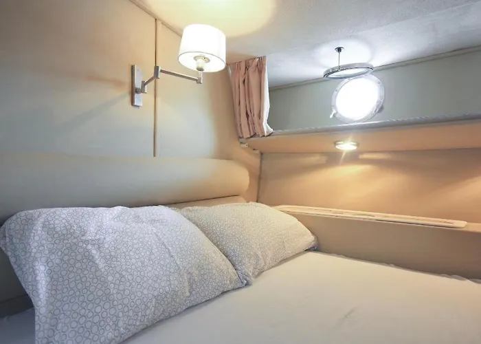 Johnny M Yacht Ta Xbiex