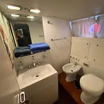 Johnny M Yacht *