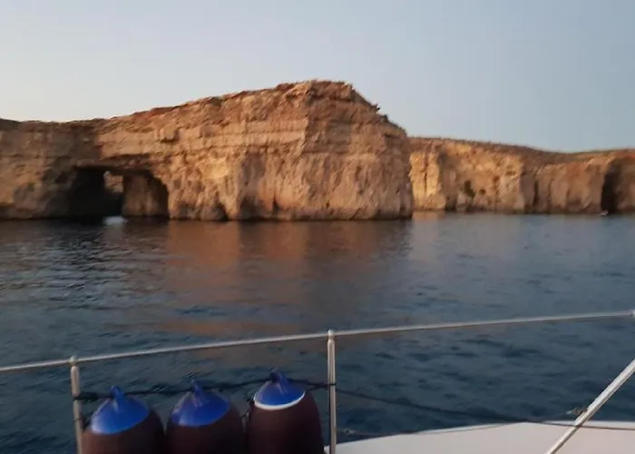 Bådhotel Johnny M Yacht *