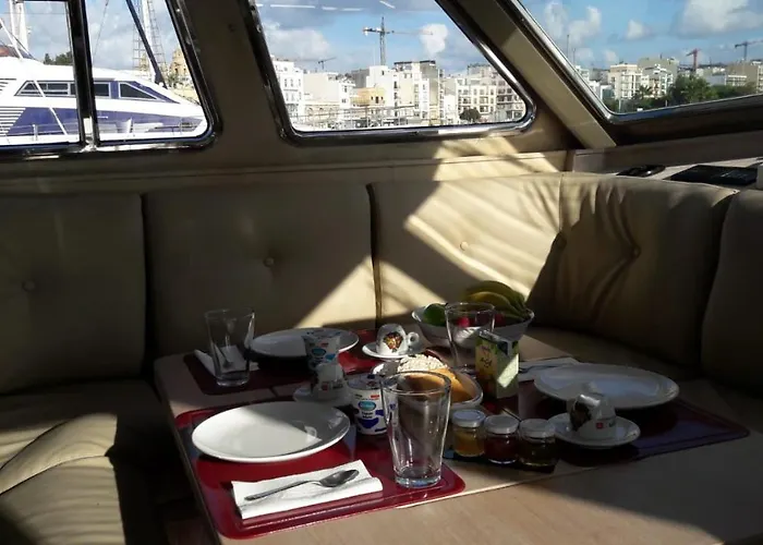 Johnny M Yacht Tekne